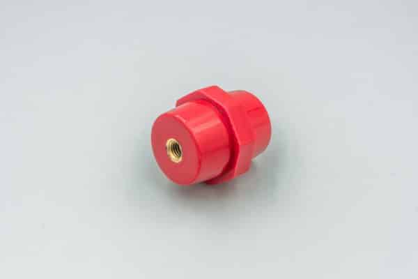 AISLADOR 32/40 x 45 M8 ROJO - Imagen 2